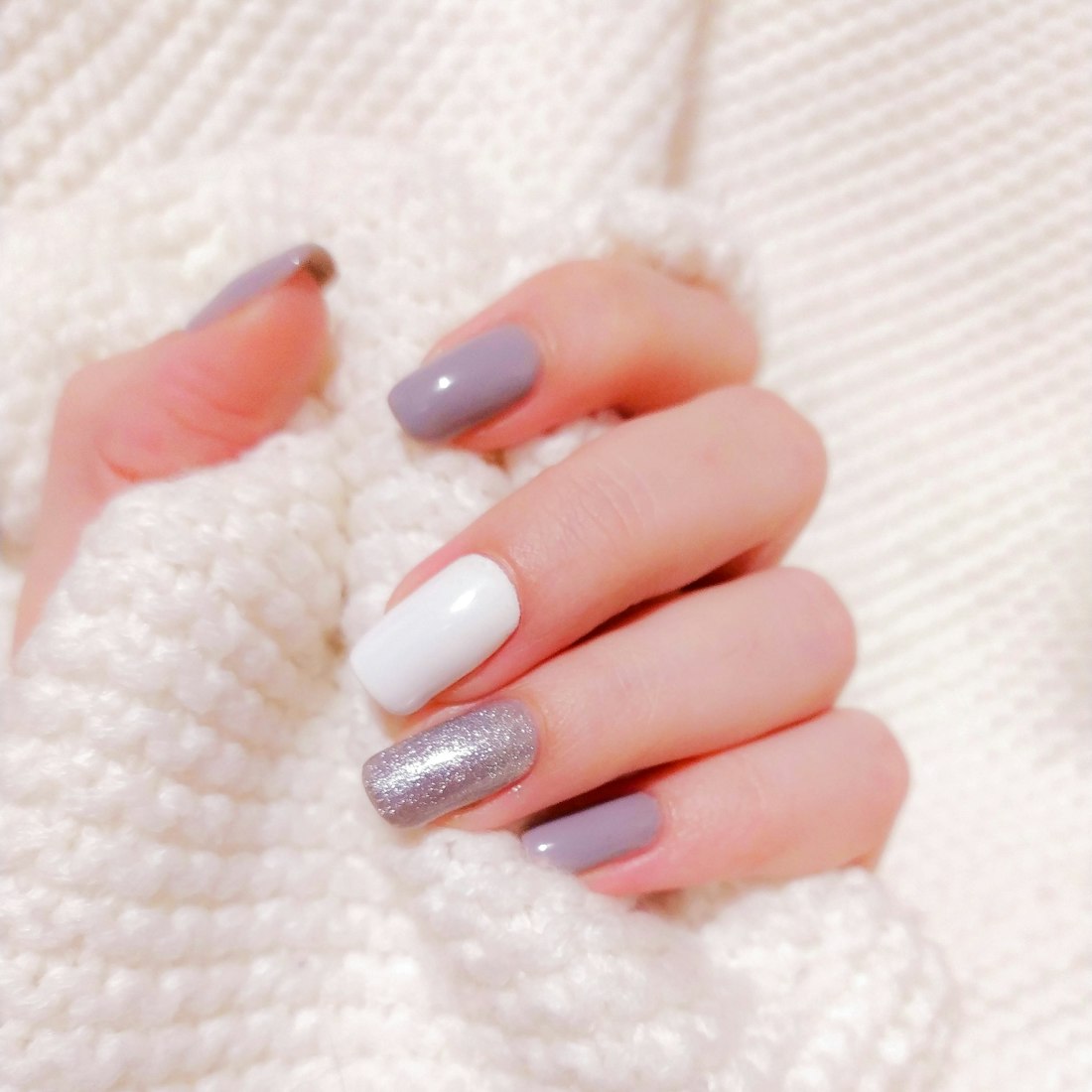 Silver glitter nail set